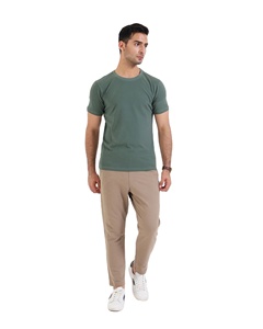 T-shirts personnalisés pour hommes de qualité supérieure et classiques T-shirts de streetwear unis à manches courtes en gros pour les meilleurs t-shirts pour hommes pour les commandes en gros - Product Image 3
