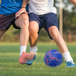 Balón de Fútbol Cosido a Mano de Estilo Único y Profesional, Color Sólido, Disponible en Stock - Product Image 5