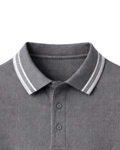 Polo gris personalizado para hombre, mezcla de algodón, informal, de manga corta, para verano, con cuello, puños y dobladillo con diseño de rayas en contraste. - Product Image 4