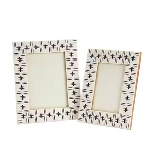 Cadre photo moderne de luxe en résine |   Cadre photo en époxy fait main unique pour une décoration intérieure élégante - Product Image 6