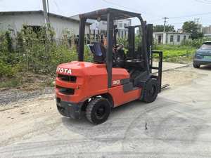 Chariot élévateur diesel Toyota FD30 d'occasion en bon état, 3T, haute qualité, vente chaude, avec moteur, roulement, boîte de vitesses et pompe pour mines/portes - Product Image 4