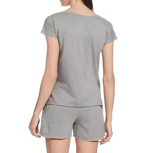 Ensemble deux pièces en coton sur mesure de haute qualité pour femme – T-shirt décontracté et short au-dessus du genou – Disponible en gros pour l'été - Product Image 2