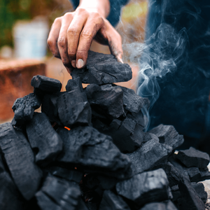 Carbón Vegetal Negro de Madera Dura de Alta Calidad para Barbacoa, Restaurante, Parrilla, Hookah, Shisha, Combustible Natural para Barbacoa de Larga Duración, Bajo en Cenizas, Sin Humo - Product Image 1