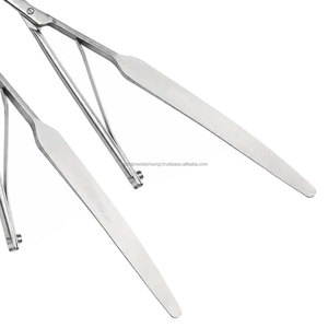 Ciseaux de chirurgie ophtalmique de précision en acier inoxydable pour iridectomie manuelle WPS Noyes - Product Image 5