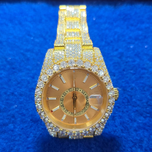 Reloj de Lujo de Acero Inoxidable con Cuarzo y Moissanita para Hombre, Diseño Hip Hop con Incrustaciones Brillantes, Venta al Por Mayor Directa de Fábrica, Alta Calidad - Product Image 4