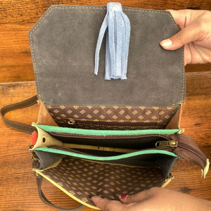 2024 Factory New Women's Animal Print Recycled Suede Leather Tassel Crossbody Bag <b>Large</b> Capacity Colorful Leather Shoulder Bags - Product Image 6