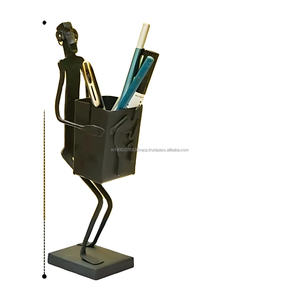 งานฝีมือศิลปะโบราณของชนเผ่าขนาด11.5นิ้วปากกาเหล็กสีดำแบบดั้งเดิมขาตั้งสำหรับตกแต่งสำนักงานที่บ้านจากอินเดีย - Product Image 4