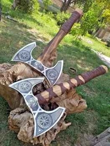 Tête de hache en acier à haute teneur en carbone de qualité industrielle, 5 lames coupantes, manche en bois de rose avec poignée en cuir - Hache ZA DAMASCUS MAKERS - Product Image 3
