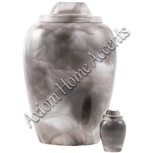 Urne funéraire moderne en aluminium avec des motifs uniques fabriqués à la main Urne d'hommage parfaite par Axiom Home Accents - Product Image 1