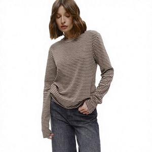 T-shirt à manches longues en tricot rayé pour femme, col rond, coupe ample, décontracté, respirant, 100% coton, manches longues, longueur normale - Product Image 3
