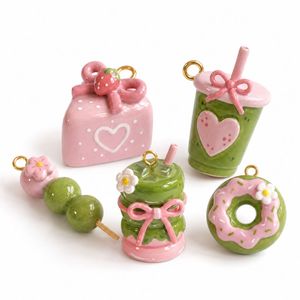 Colgante 3D de taza de latte helado con matcha y crema batida, bonitos dijes de bebidas para llaveros y pulseras DIY - Product Image 1