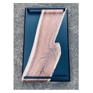Plateau de service et de rangement en résine époxy et bois avec poignées métalliques pour thé, café, petit-déjeuner – Plateau tendance pour la décoration de table - Product Image 6