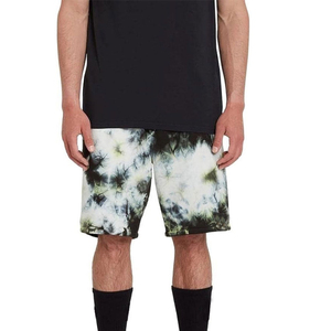 Pantalones Cortos Casuales de Hombre de Poliéster Tejido Transpirable de Secado Rápido con Cierre Elástico en la Cintura Media y Diseño Liso Frontal Estilo Urbano - Product Image 1