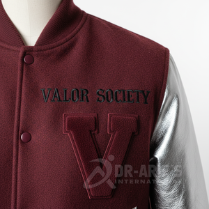 Veste universitaire d'hiver personnalisée avec logo, manches en cuir, broderie noire, veste de baseball pour couple, veste de baseball pour homme, imperméable - Product Image 3