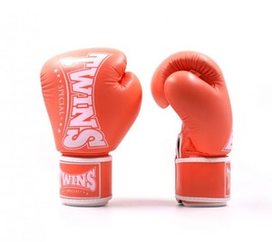 Quality Professional Twin Boxing <b>Gloves</b> Kick Boxing Muay Thai Training <b>Gloves</b> Non-Slip <b>Moisture</b> Wicking Adjustable Leather Gym - Product Image 2