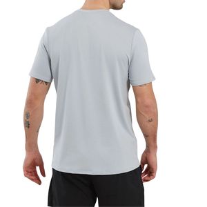 เสื้อยืดออกกำลังกายผู้ชายแบบกำหนดเอง แห้งเร็ว ระบายอากาศดี เหมาะสำหรับฟิตเนส ออกกำลังกาย แขนสั้น เสื้อยืดฝึกซ้อมกีฬา สกรีนโลโก้ได้ ขายส่ง - Product Image 3