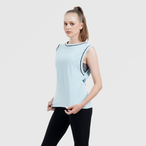 Débardeurs de sport personnalisés pour femmes, coupe ajustée, sans manches, respirants, pour la gym, le yoga et le fitness, fabrication OEM - Product Image 2