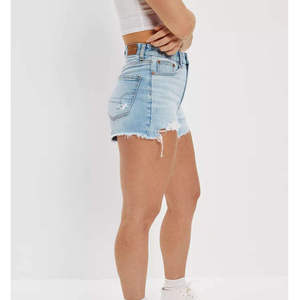 Shorts de Mezclilla Ajustados de Cintura Media para Mujer, Casuales de Verano, con Cierre de Botones, Lavado Claro, 100% Algodón, 400g, Bordados - Product Image 3