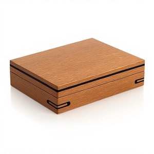 Étui à cigares en bois massif poli de luxe, conçu pour des collections sophistiquées, offrant une structure durable et une apparence élégante - Product Image 6