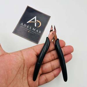 Pince coupante pour extensions de cheveux en or rose avec logo personnalisé, en acier inoxydable, poignée noire, équipement pour extensions de cheveux - Product Image 5