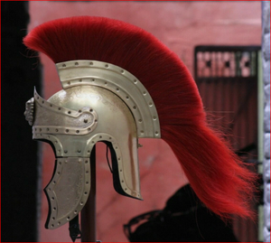 Casque de chevalier médiéval romain avec plume rouge, armure romaine, casque en acier - Product Image 3