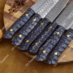 มีดสเต็กเหล็กดามัสกัสตีขึ้นรูปด้วยมือ ใบมีด 4.5 นิ้ว ด้ามไม้ปักก้า ใช้ได้ทั้งมือซ้ายและขวา ผิวขัดเงา คมกริบ ผลิตตามแบบ OEM ขั้นต่ำในการสั่งซื้อน้อย - Product Image 5