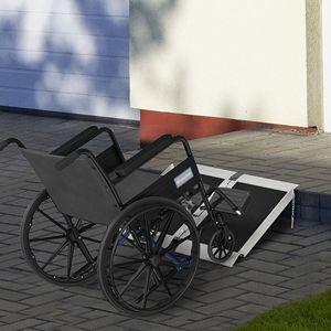 Rampa per sedia a rotelle pieghevole in alluminio da 2 piedi con superficie antisdrucciolevole capacità di 600 libbre per l'accesso alla porta - Product Image 2