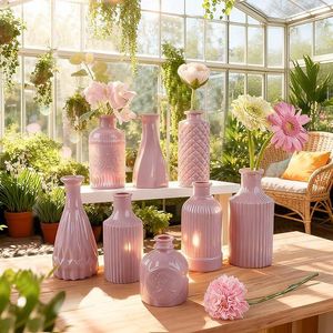 Set di 12 Mini Vasi in Vetro Vintage Rosa Pallido per Centrotavola Floreali per Matrimoni e Decorazioni Domestiche - Product Image 2