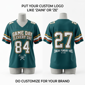 Camiseta de Fútbol de Malla de Poliéster Premium de 180 GSM, Paneles de Manga Verde, Blanco y Dorado, Impresión de Logotipo por Sublimación Personalizada - Product Image 1