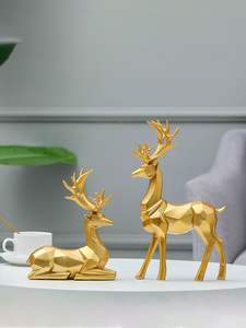 Sculpture métallique artisanale au design artistique traditionnel pour la décoration intérieure de la maison, du salon ou du bureau - Product Image 2