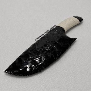 MUNTAHA - Escultura de Obsidiana Negra Pulida de Primera Calidad, Tallada a Mano, de 10 Pulgadas, Forma de Daga, Arte Coleccionable - Product Image 6