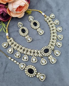 ชุดสร้อยคอเจ้าสาว Ping Bling Luxury AD Polki ประดับพลอยสีชมพูทรงหยดน้ำ สำหรับงานแต่งงานและงานเลี้ยง ดีไซน์หรูหราเคลือบทองสำหรับผู้หญิง - Product Image 6