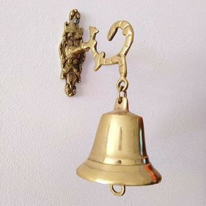 Timbre de puerta de latón de lujo para entrada principal con cadena colgante vintage y detalles de artesanía elegantes - Product Image 1