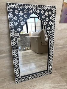 Miroir mural décoratif moderne fait main avec incrustation de nacre, écologique, épaisseur personnalisable - Product Image 1