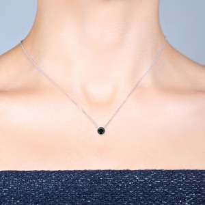 Collar con Colgante de Zafiro Teal Australiano Natural, Corte Brillante Redondo, en Oro Blanco Sólido de 18k, con Engaste de Bisel, Joyería Fina - Product Image 4