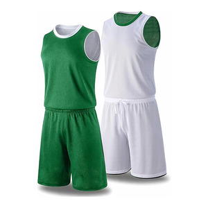1 ensemble de maillots et shorts de basket-ball réversibles pour hommes, uniformes sportifs personnalisés double face pour les entraînements sportifs en équipe - Product Image 2