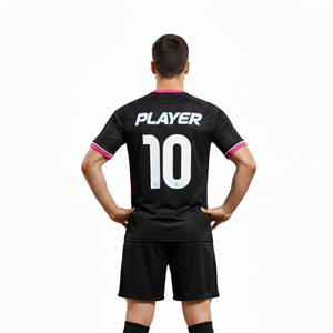 Uniforme de Fútbol de Invierno con Diseño Personalizado, Conjunto de Camiseta y Pantalones Cortos con Logotipo Frontal en Negro y Rosa, Calidad Premium - Product Image 4