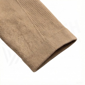 Conjunto de Yoga de 2 Piezas para Mujer, Color Beige, Top Corto de Manga Larga, Leggings de Cintura Alta, Ropa Deportiva Activa Elástica sin Costuras - Product Image 6