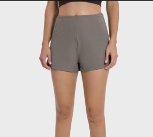 Shorts de sport vintage taille haute pour femme, 100 % coton, respirants, confortables pour le yoga, la gym et l'entraînement, côtelés avec poches - Product Image 4