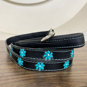 Meilleure vente 2025 cuir repoussé à la main Turquoise Floral laisse de chien en cuir véritable accessoires de plein air chiens marche formation laisse - Product Image 5