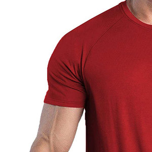 Camiseta de Manga Corta para Hombre, Color Rojo Sólido, Secado Rápido, Corte Regular, Cuello Redondo, Estilo Casual, Tejido de Punto, Ropa Deportiva, 100% Algodón, Logotipo Frontal - Product Image 3