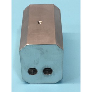 VARIAN 113478001 BEAMGATE, COOLING, BLOCK, 148667 - Équipements et pièces semi-conducteurs d'occasion fiables à l'échelle mondiale chez - Product Image 5