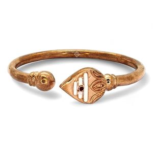 Médaille plaquée or Micron sertie de zircon cubique pour femmes et filles, hypoallergénique, écologique, gravée au laser, garantie plusieurs mois - Product Image 2