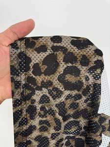 เสื้อฟุตบอลกีฬาแบบโอเวอร์ไซส์ลายเสือดาวสั่งทำพิเศษ แห้งเร็ว สำหรับทุกเพศ เสื้อฟุตบอลอเมริกันแบบซับลิเมชั่นสั่งทำพิเศษ - Product Image 4