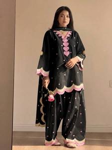 Conjunto de Salwar Kameez Largo Bordado para Mujer, con Patrón de Corazones, Kurta Pastel, Traje Palazzo con Chal para Fiestas - Product Image 4