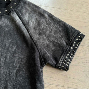T-shirt vintage personnalisé délavé à l'acide, effet vieilli, à double col, manches courtes, imprimé numérique avec strass, ourlet brut, coupe oversize, 100% coton - Product Image 4