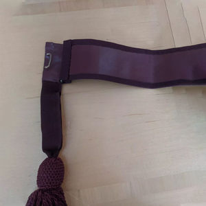 Écharpe de Cérémonie en Soie Personnalisée de Qualité Supérieure, Violet Foncé, Bordure à Pompons Tricotés, Double Frange, Lavable, Écologique, Vente en Gros - Product Image 2