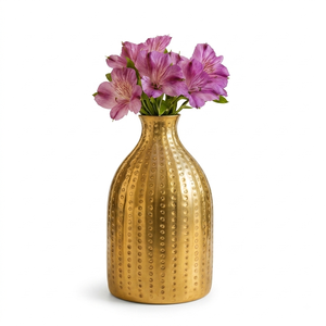 Vase à fleurs en laiton martelé fait main |   Vase décoratif en métal doré |   Décoration de table de luxe pour la maison |   Vases en laiton en gros - Product Image 1