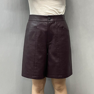 Women's Solid Color High <b>Waist</b> PU Leather Shorts With Pockets Casual Style Regular Fit <b>Elastic</b> <b>Waist</b> - Product Image 2