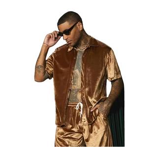 Ensemble court d'été streetwear personnalisé pour homme – Chemise et short en velours de haute qualité, grandes tailles, couleur unie, tenue décontractée - Product Image 3